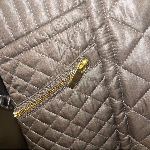 Via Spiga Women's Quilted Olive Green Jacket - Picture 8 of 9